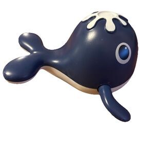Blue Whale Wind Up Swimming Bath Pool Toy Baby Whale Floating Wind Up Tub Toy
